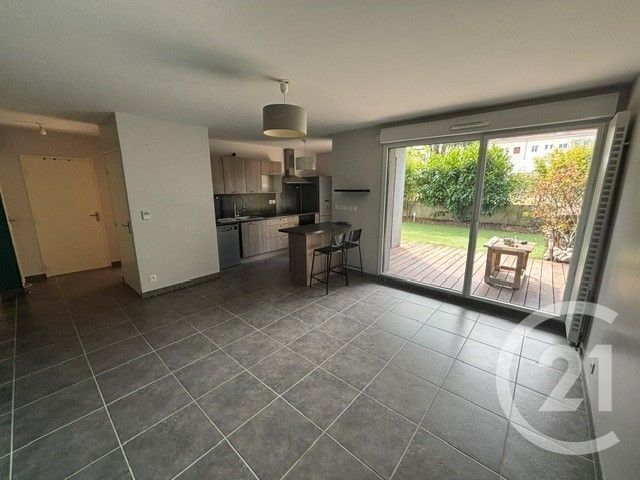 Appartement T2 à louer - 2 pièces - 47.1 m2 - BOURG EN BRESSE - 01 - RHONE-ALPES - Century 21 Agence Immobilière Du Centre