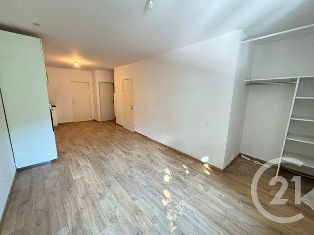 Appartement T2 à louer - 2 pièces - 42.44 m2 - BOURG EN BRESSE - 01 - RHONE-ALPES - Century 21 Agence Immobilière Du Centre
