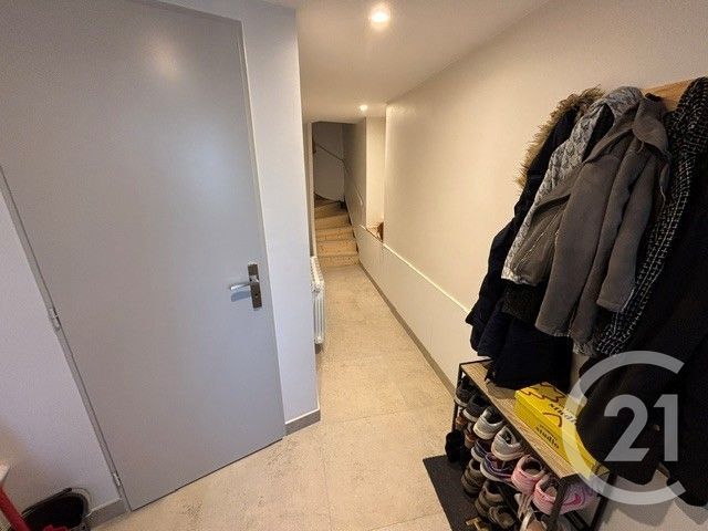 Appartement T2 à louer - 2 pièces - 33.0 m2 - BOURG EN BRESSE - 01 - RHONE-ALPES - Century 21 Agence Immobilière Du Centre