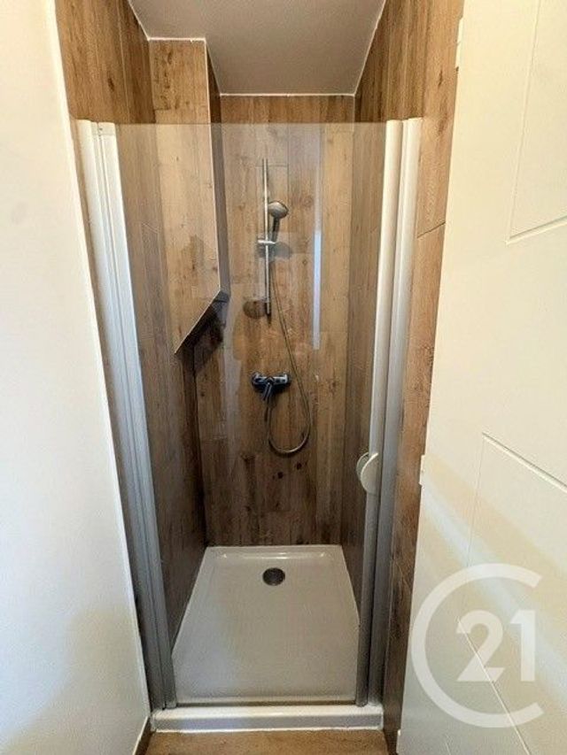 Appartement Studio à vendre - 1 pièce - 11.0 m2 - BOURG EN BRESSE - 01 - RHONE-ALPES - Century 21 Agence Immobilière Du Centre