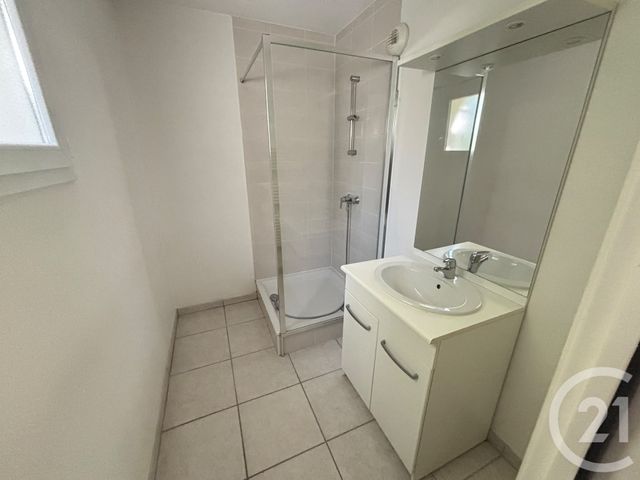 Appartement T2 à vendre - 2 pièces - 52.49 m2 - BOURG EN BRESSE - 01 - RHONE-ALPES - Century 21 Agence Immobilière Du Centre