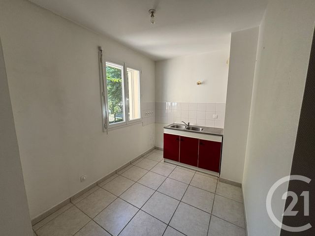 Appartement T2 à vendre - 2 pièces - 52.49 m2 - BOURG EN BRESSE - 01 - RHONE-ALPES - Century 21 Agence Immobilière Du Centre